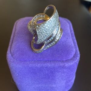 925 STERLINGS SILVER  COCKTAIL RING SIZE 10 MADE IN ITALY